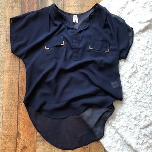 ❌SOLD❌ LIVE 4 TRUTH XL navy blue top